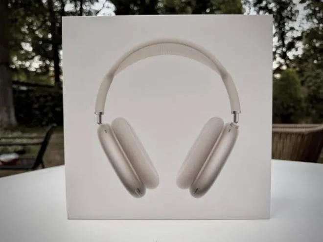 Jak przywrócić AirPods Max do ustawień fabrycznych i rozwiązać problemy z urządzeniem