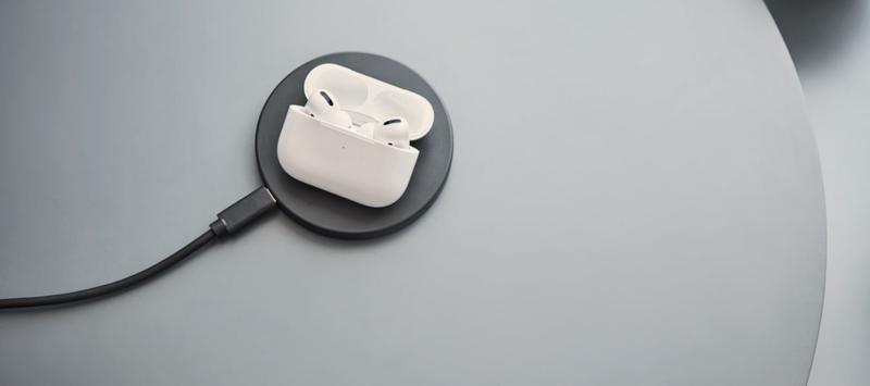 Modele AirPods z ładowaniem bezprzewodowym